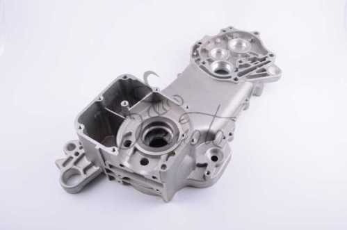 Картер 4T GY6 50 (139QMB) (левый) (10 колесо) ST