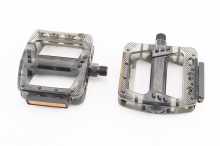 Педали MTB широкие 9/16" (102x97x26mm) поликарбонатные, чёрно-прозрачные NW-366PC Заводской стандарт OEM