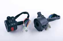 Блоки кнопок керма (пара) CB/CG 125-150 (чорні) KOMATCU Komatcu