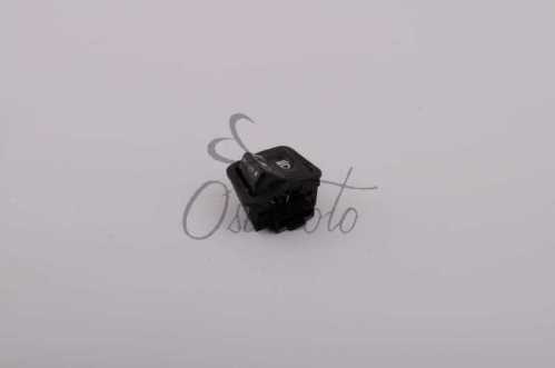 Кнопка руля (переключатель фары) 4T GY6 50-150 KOMATCU (mod.A)